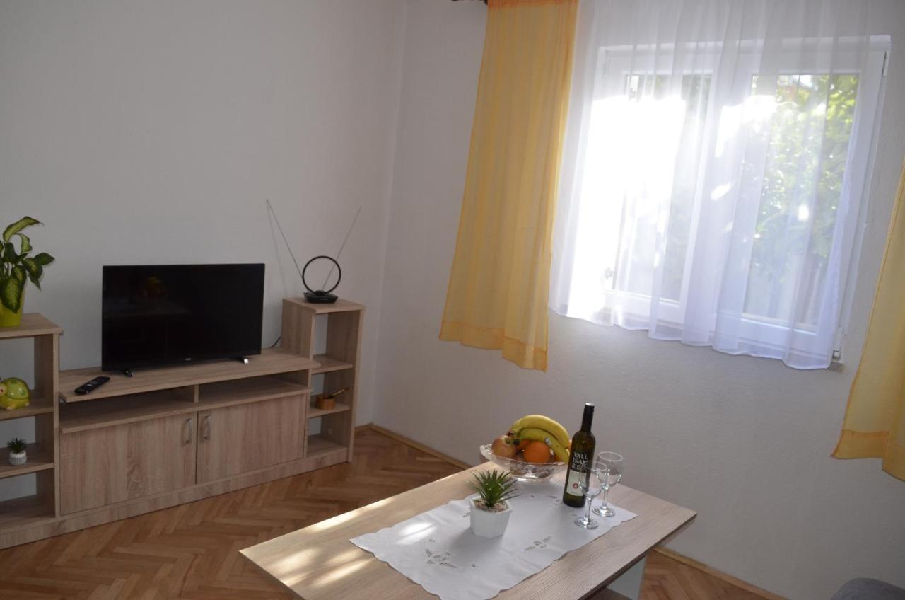 Apartment Ana Kastel Sucurac ภายนอก รูปภาพ