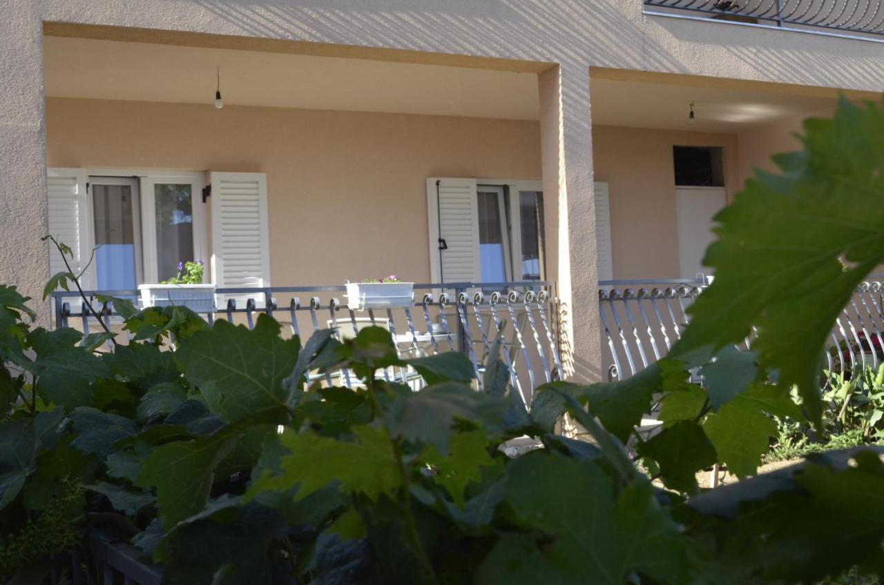 Apartment Ana Kastel Sucurac ภายนอก รูปภาพ