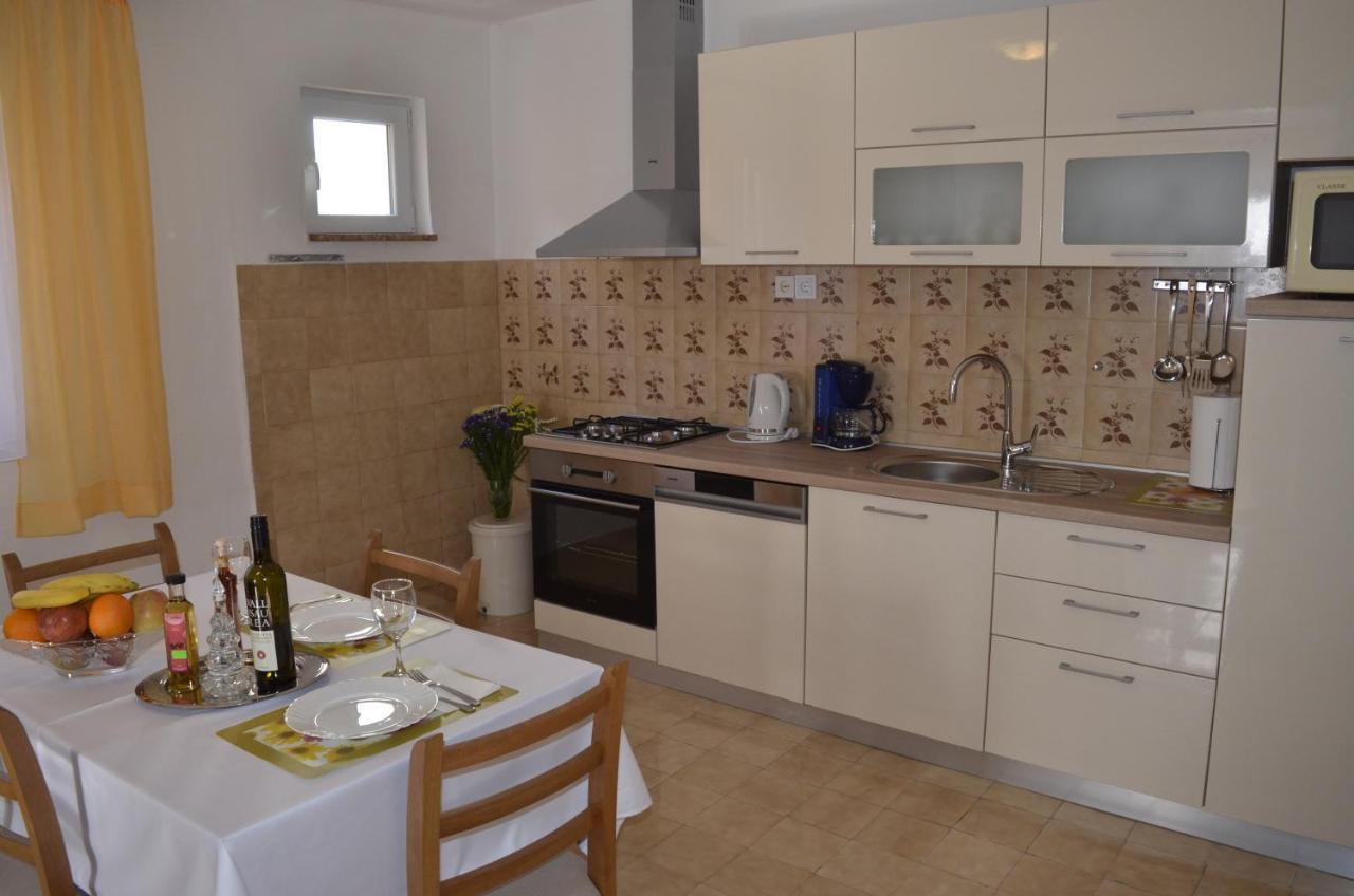 Apartment Ana Kastel Sucurac ภายนอก รูปภาพ